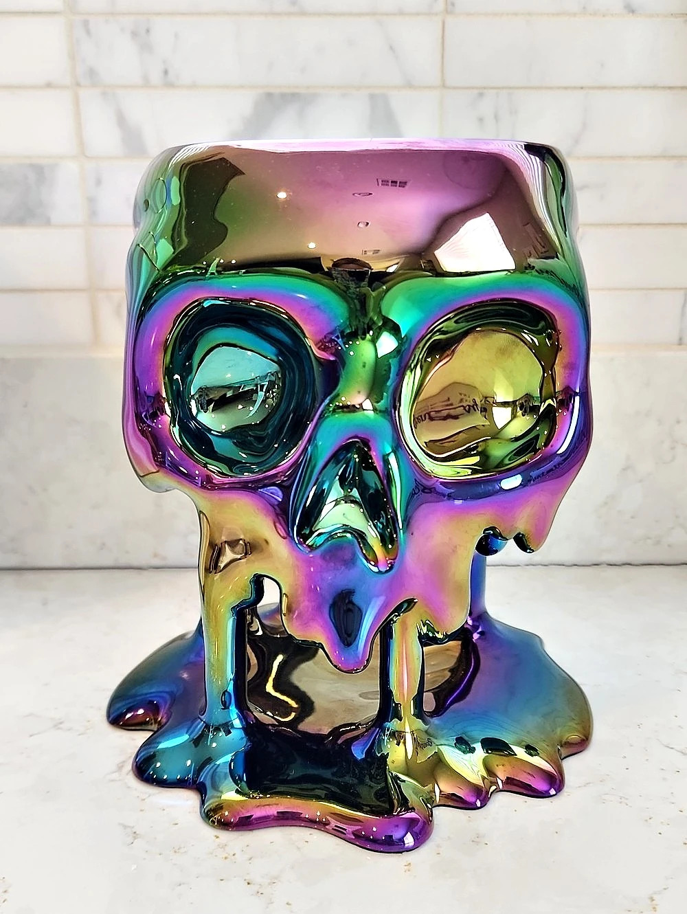 Bath & Body Works Iridescent Dripping Skull 3-Wick Candle Holder
